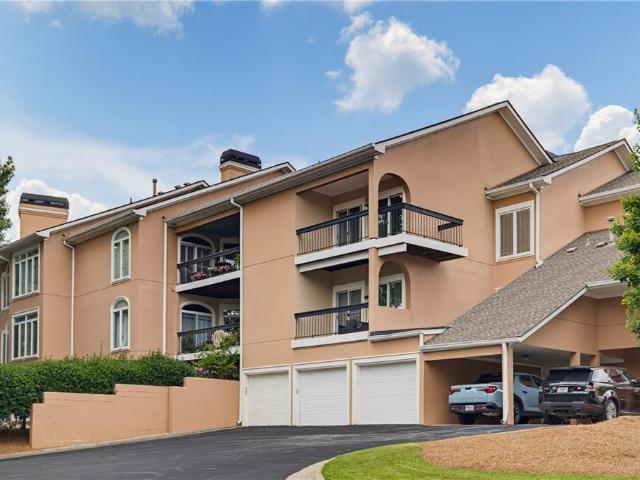 Condo for sale in Dunwoody, Georgia