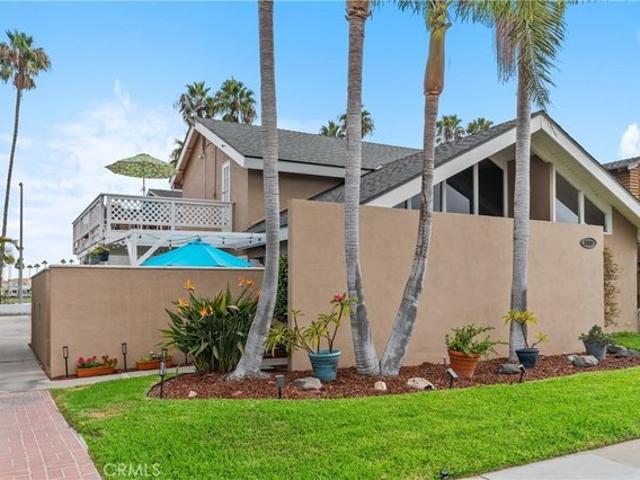 House for sale in Long Beach, California
