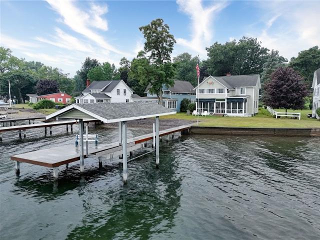 House for sale in New York
