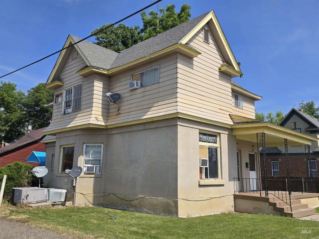 House for sale in Weiser, Idaho