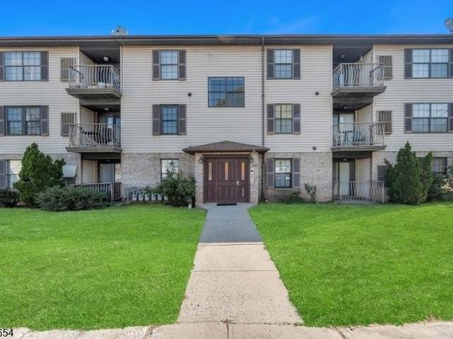 Condo for sale in Elizabeth City, North Carolina