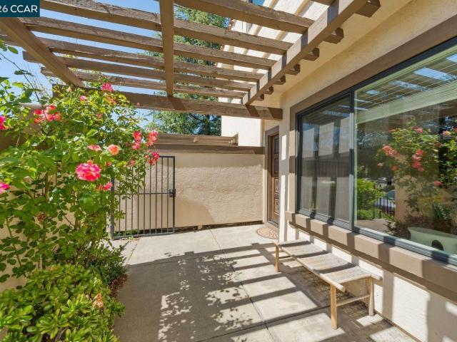 Townhouse for sale in Walnut Creek, California