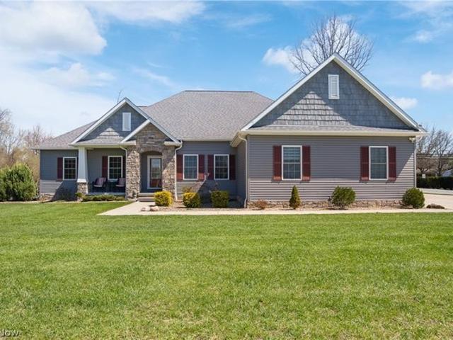 House for sale in Summit, Ohio