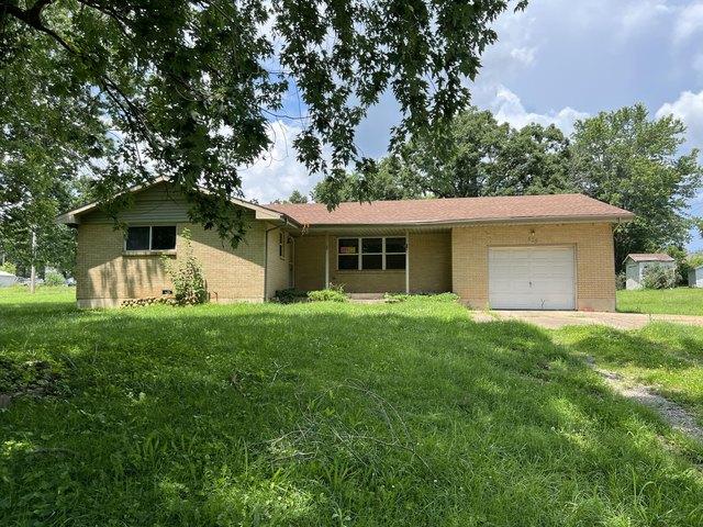 House for sale in Niangua, Missouri