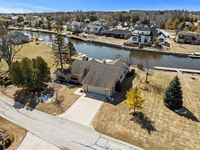House for sale in Sturgeon Bay, Wisconsin