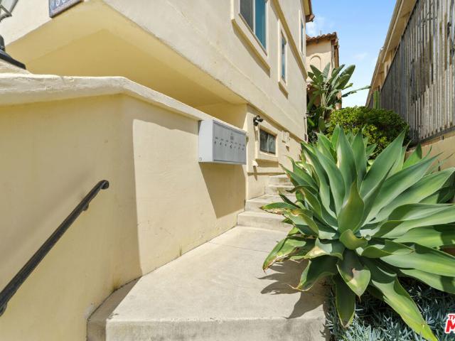 Townhouse for sale in El Segundo, California