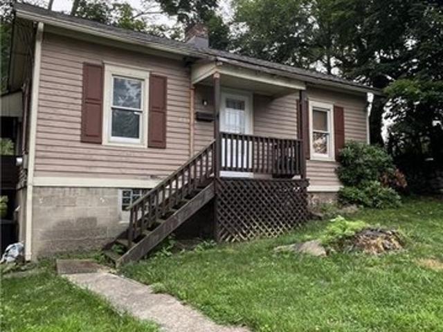 House for sale in Beaver, Pennsylvania