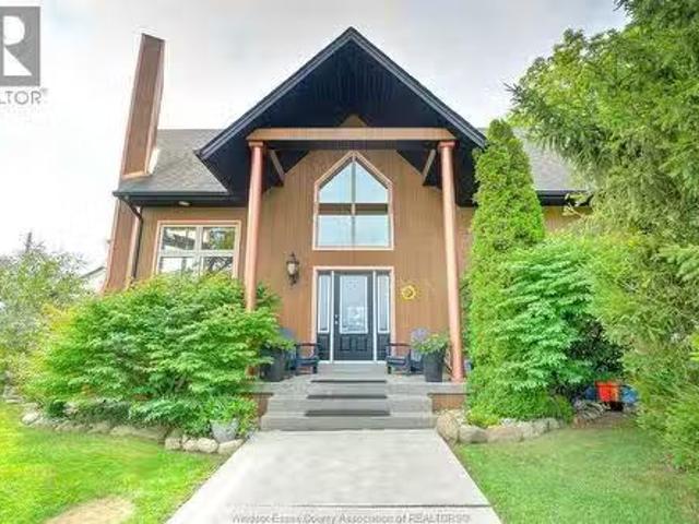 House for sale in Essex, Ontario