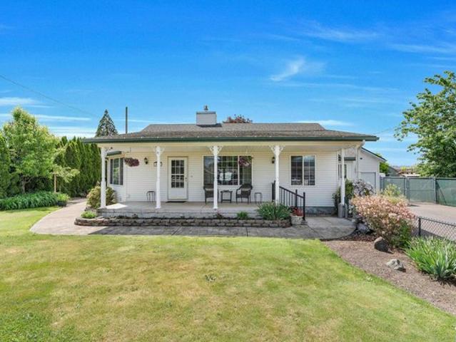 House for sale in Oregonia