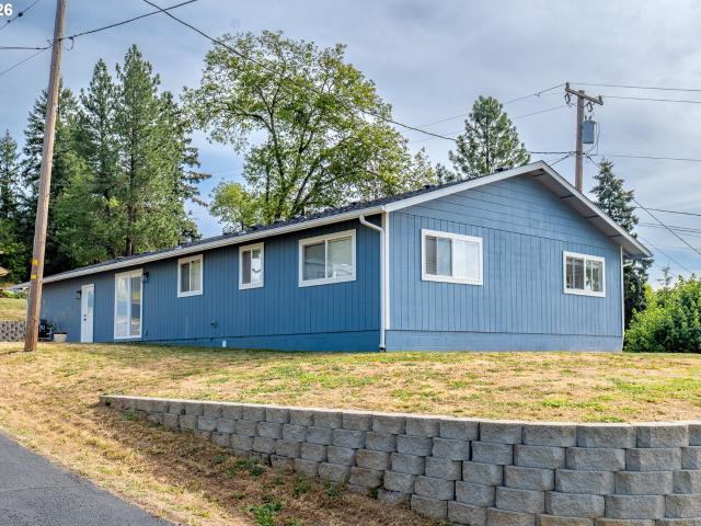House for sale in Oregonia