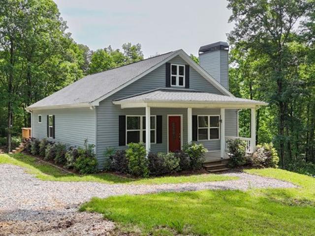 House for sale in Lula, Georgia