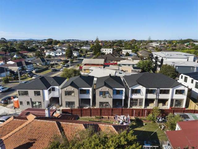 Townhouse for sale in Owhata