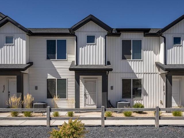 Townhouse for sale in Iron, Utah