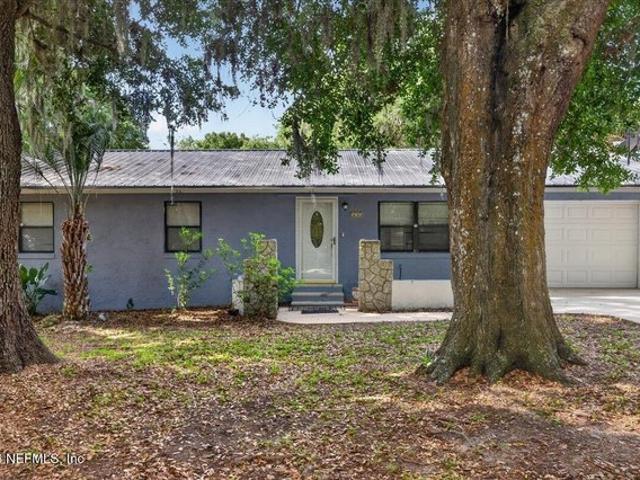 House for sale in Crescent City, Florida