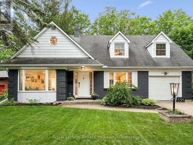House for sale in Waterloo, Ontario