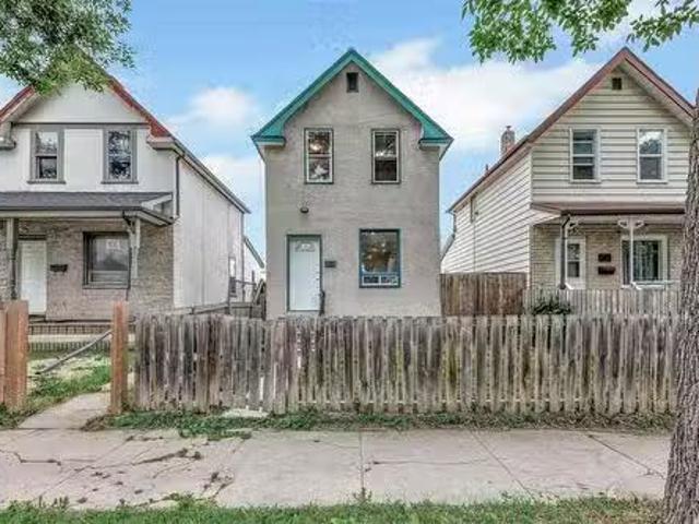 House for sale in East St. Paul, Manitoba