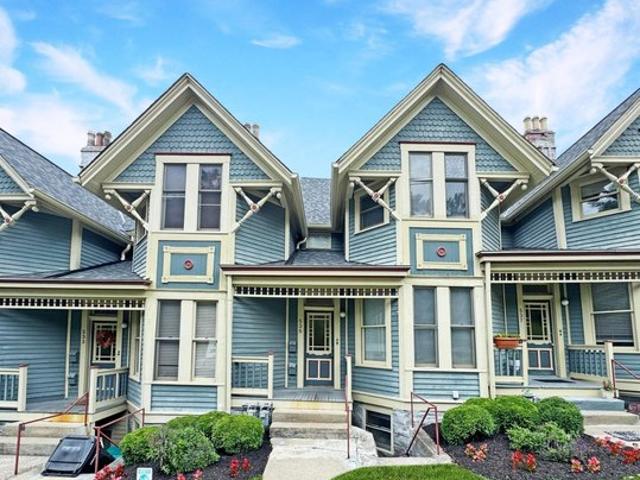 Condo for sale in Roselawn, Ohio