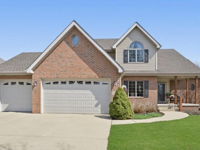 House for sale in Schererville, Indiana
