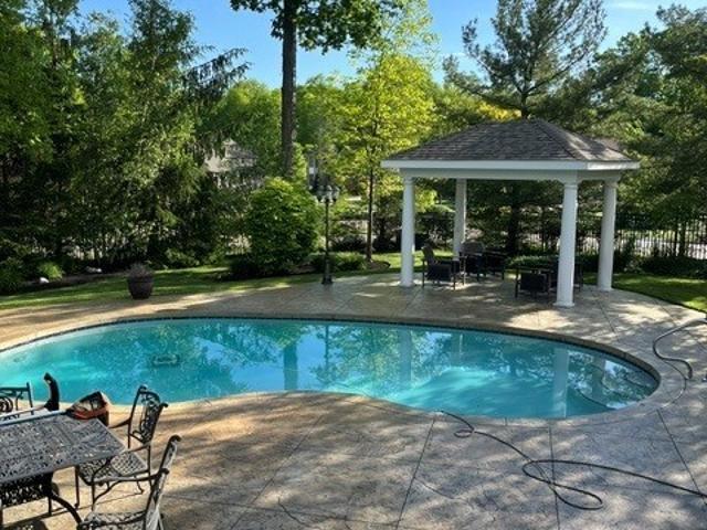 House for sale in Hinckley, Ohio