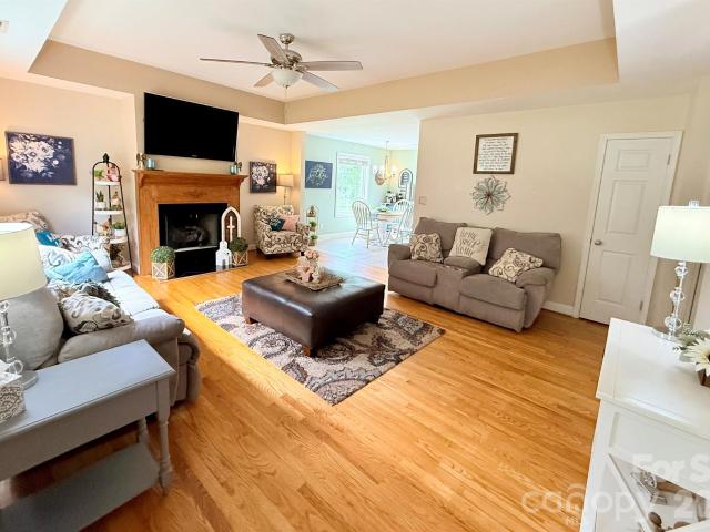 House for sale in Granite Falls, North Carolina