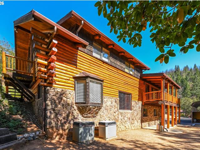 House for sale in Oregonia