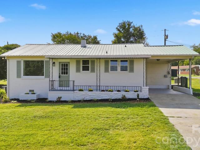 House for sale in Granite Falls, Caldwell County