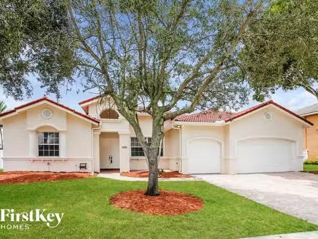 House for rent in Hollywood House for rent in Hollywood