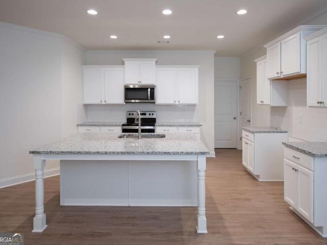 Townhouse for sale in Flowery Branch, Georgia