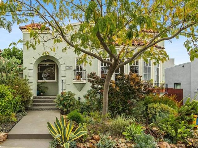 House for sale in Oakland, California