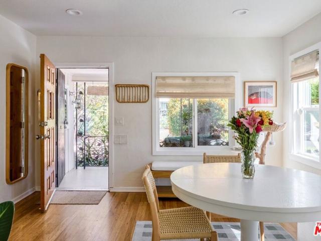 House for sale in Los Angeles, Los Angeles County