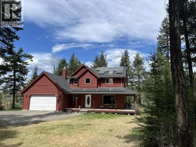 House for sale in 108 Mile Ranch, British Columbia