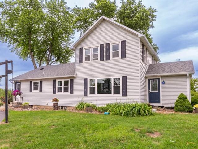 House for sale in Twin Lakes, Wisconsin