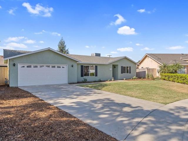 House for sale in Exeter, Tulare County