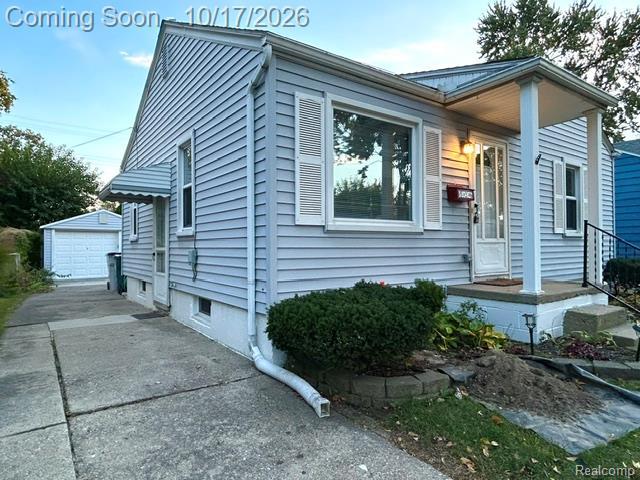 House for sale in Hazel Park, Oakland County