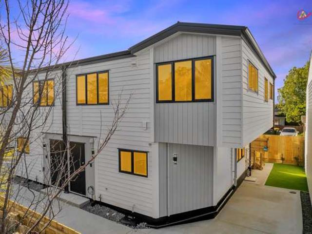 House for sale in Manurewa, Oroua County