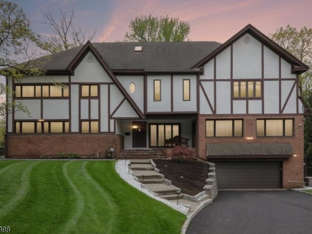 House for sale in Tenafly, New Jersey
