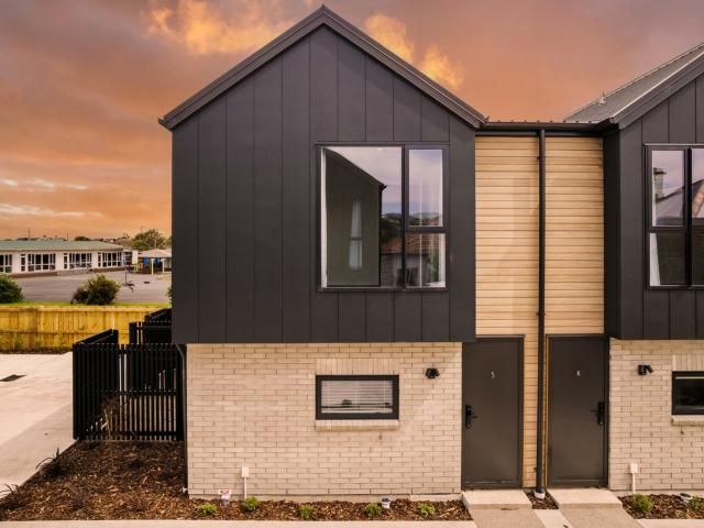 House for sale in Otakou