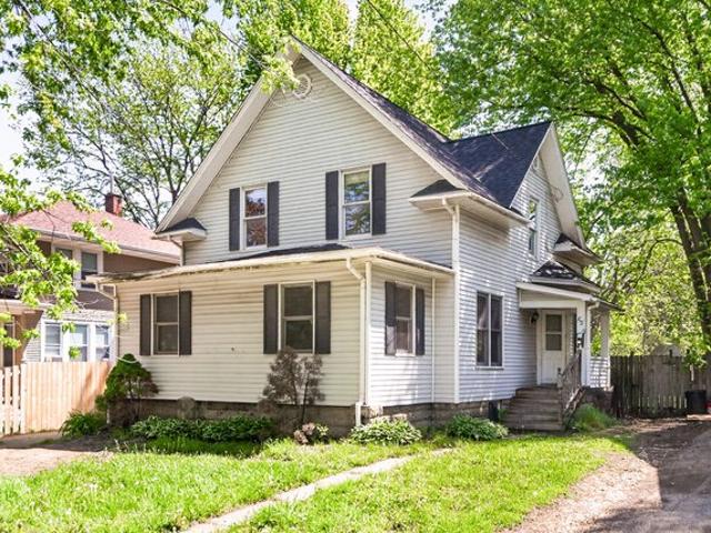 House for sale in Dekalb, Illinois