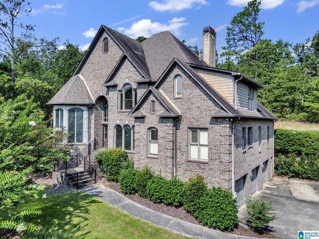 House for sale in Hoover, Alabama