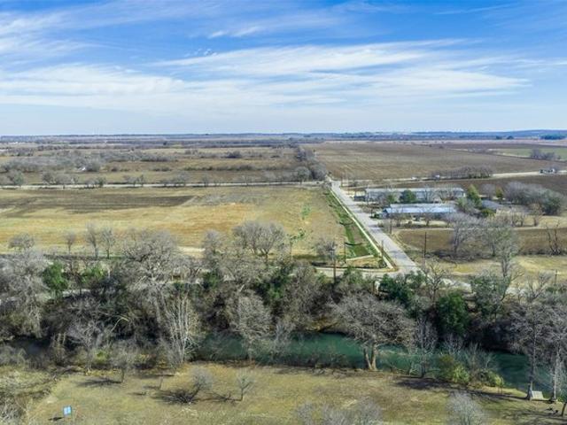 Land for sale in Martindale, Texas