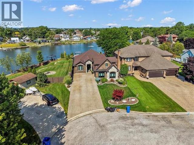 House for sale in Lakeshore, Ontario