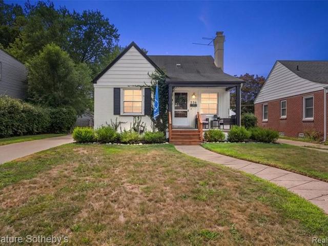 House for sale in Clawson, Michigan