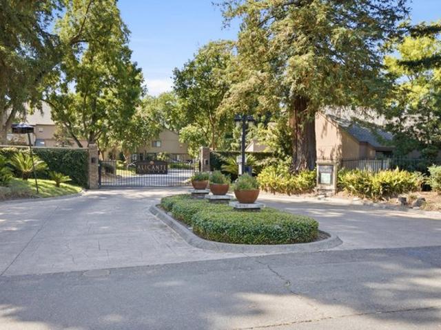 Condo for sale in Sacramento, California