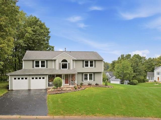House for sale in Town of Camillus, Onondaga County
