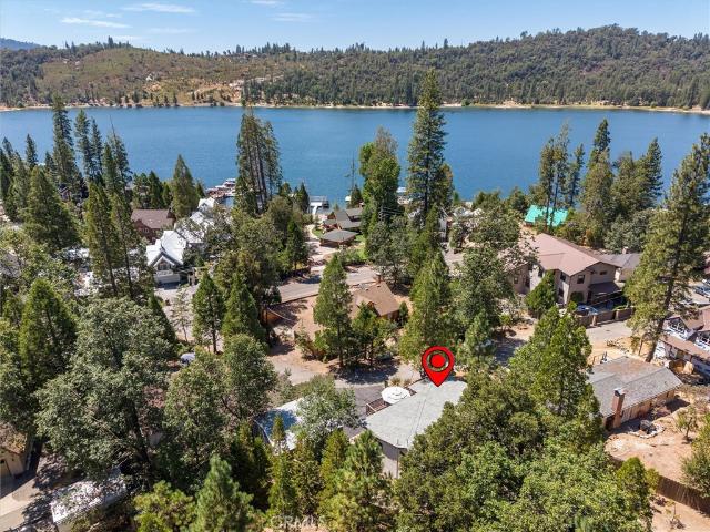 House for sale in Bass Lake, California