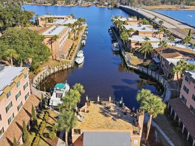 Condo for sale in Jacksonville, Florida