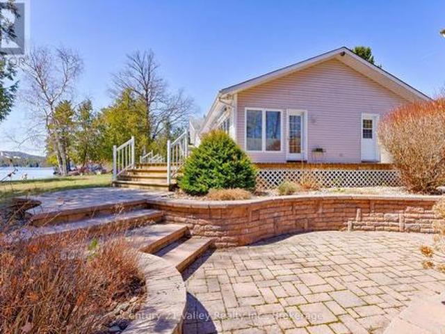 House for sale in Renfrew, Ontario