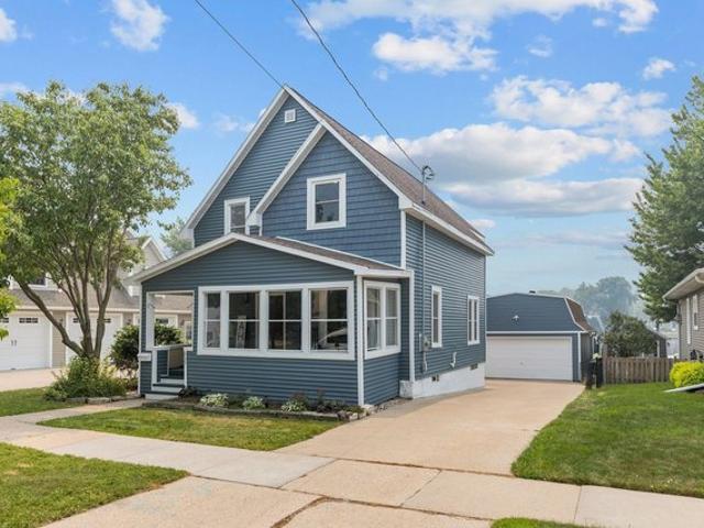 House for sale in Menasha, Winnebago County