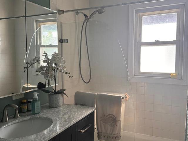 Property for rent in Nassau, New York