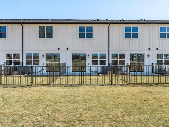 House for sale in Stephenville, Erath County